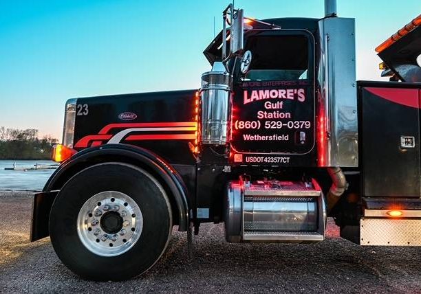 Heavy Duty Towing and Equipment Transport | Hartford, CT | Lamore's Service Station